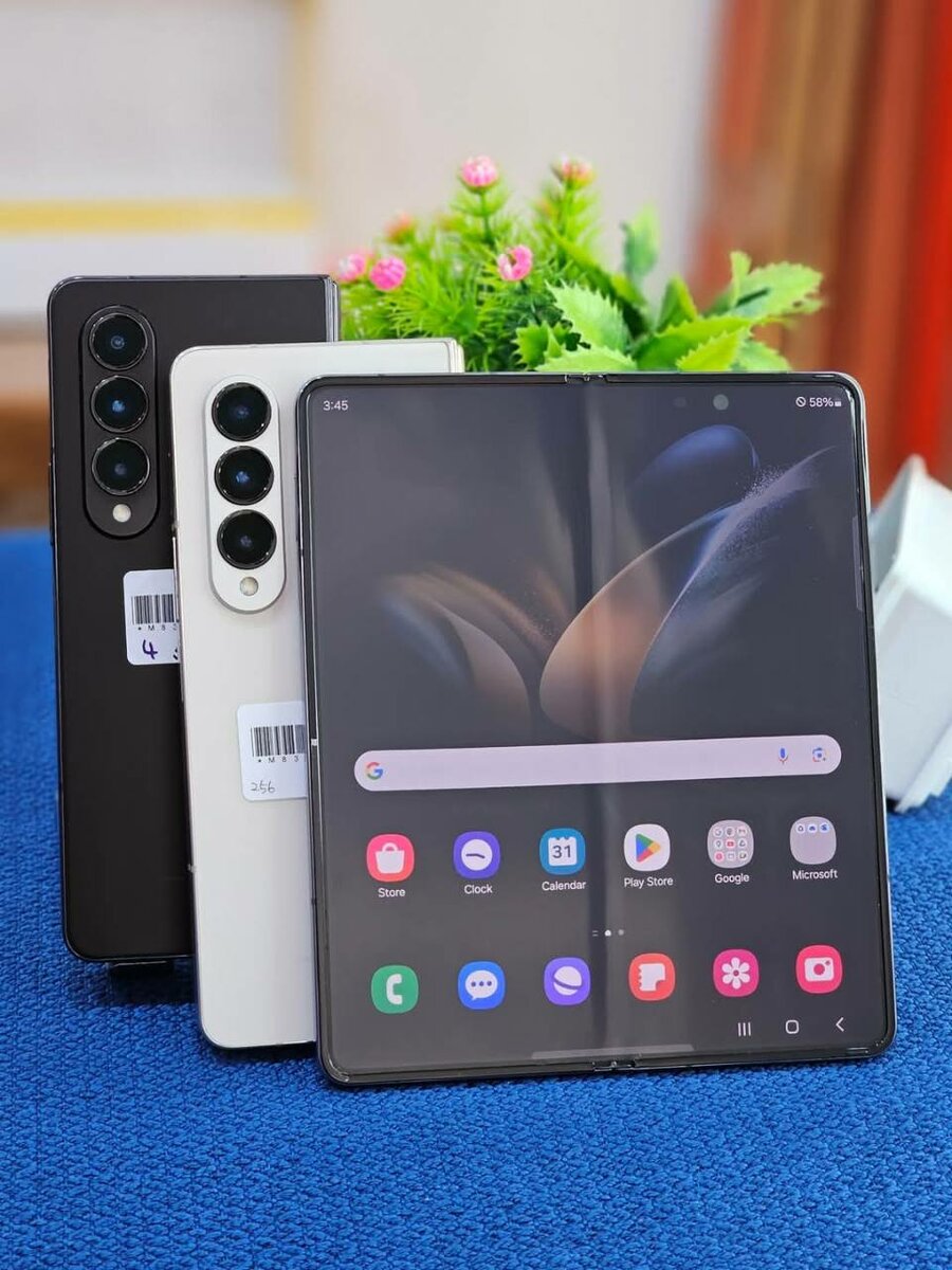 Samsung Galaxy Z Fold4