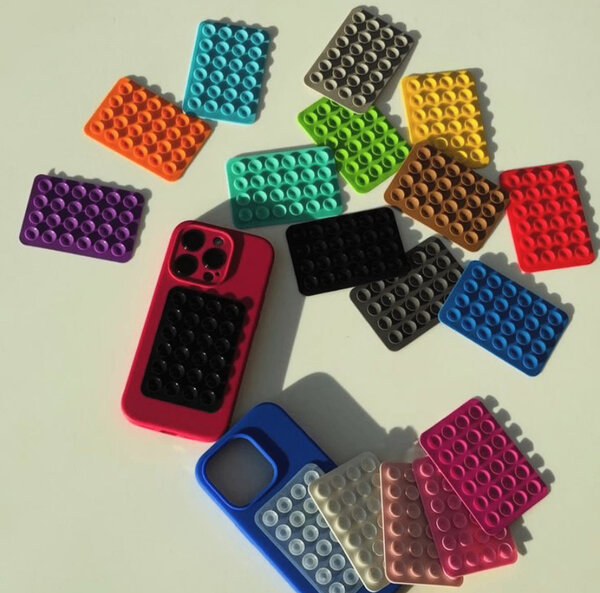 Plaques antidérapantes colorées