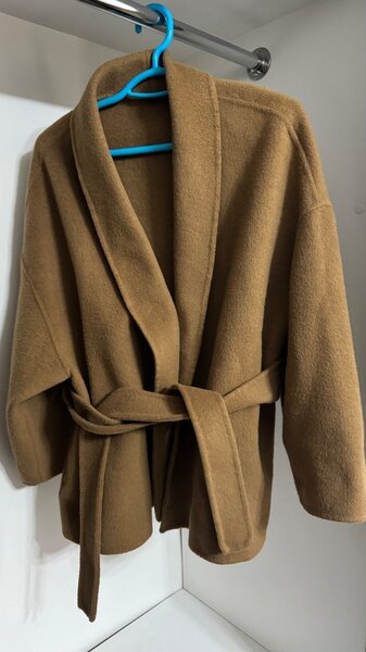 Укороченное пальто