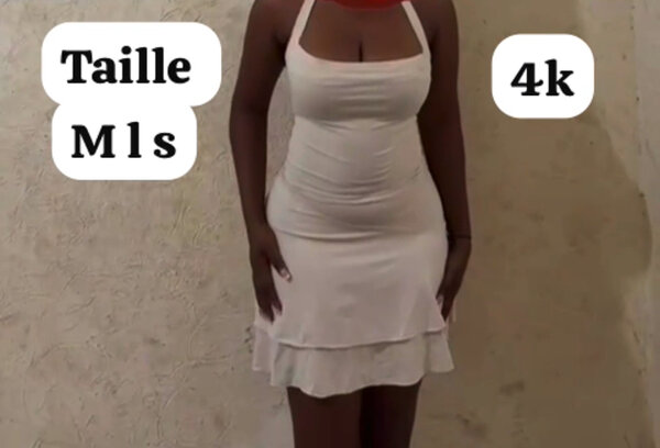 Robe Blanche Élégante Femme