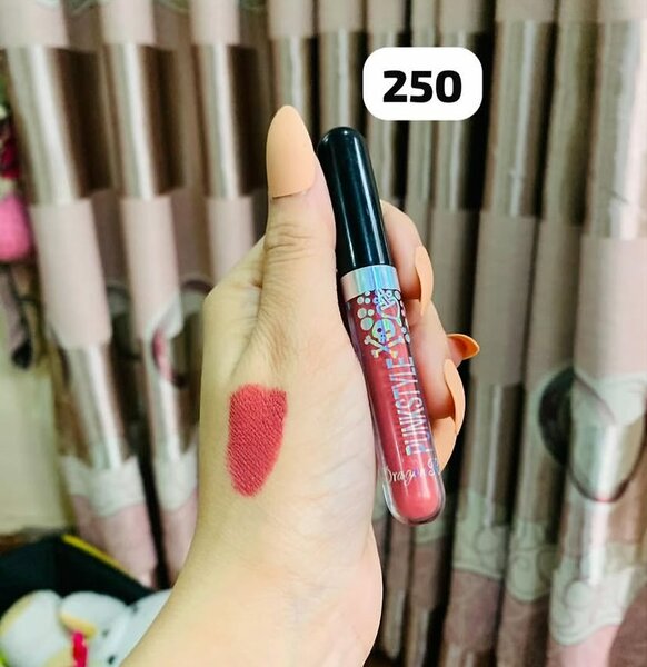 Lipstick for lips