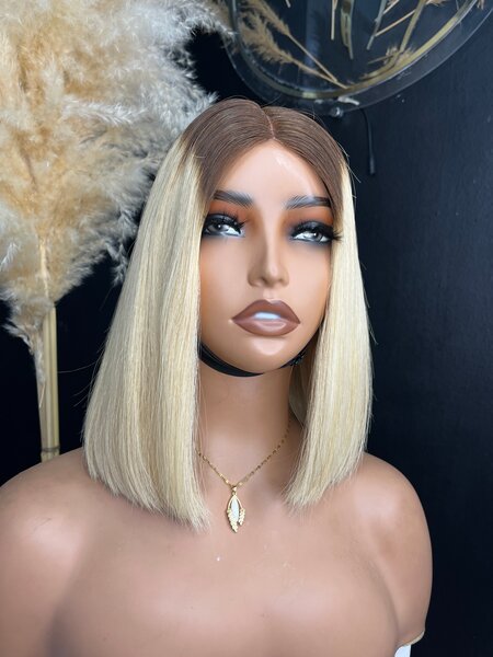 Perruque carré blond ombré 10"