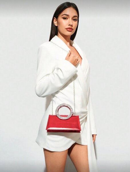 Sac à main rouge chic