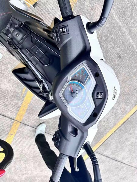 Moto Économique et Performant