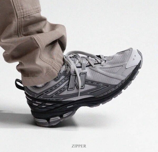 Baskets de sport unisex modernes