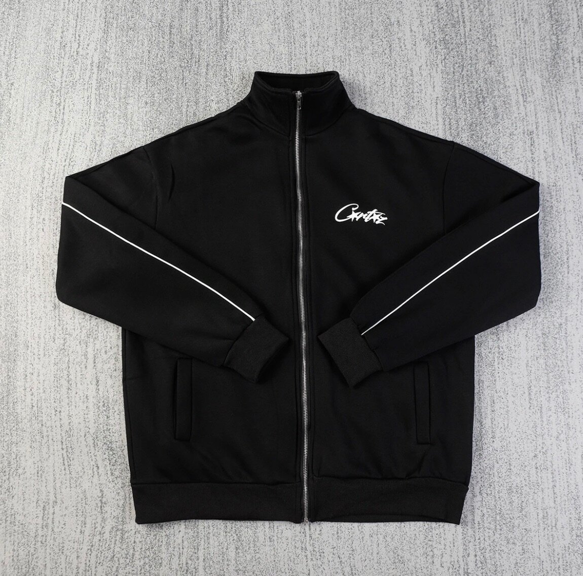 Двойка C️ortez