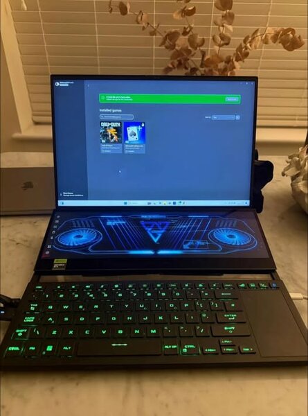 ASUS ROG Zephyrus Duo