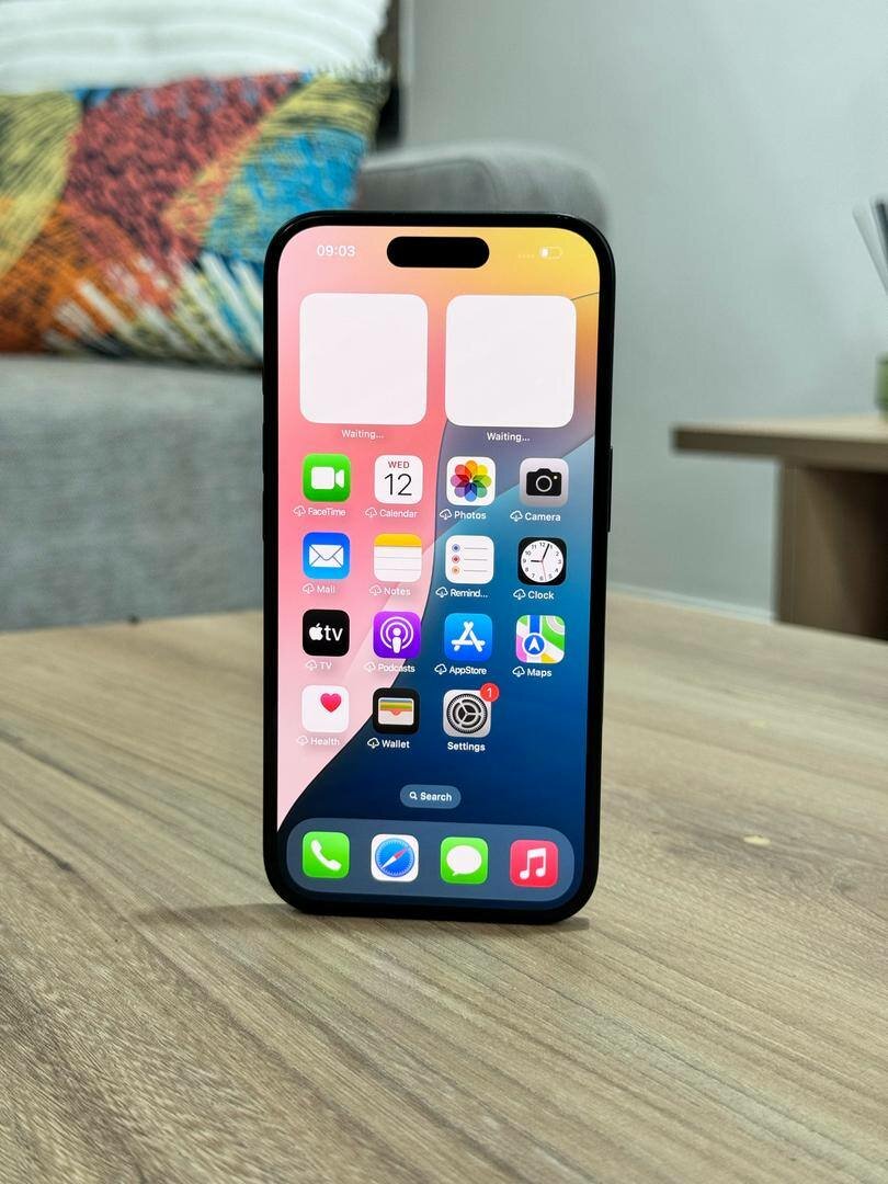 Iphone 16 neat  as new