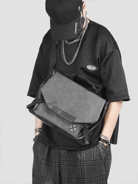 Sacoche en cuir PU noir