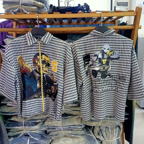 Chemise à carreaux originale