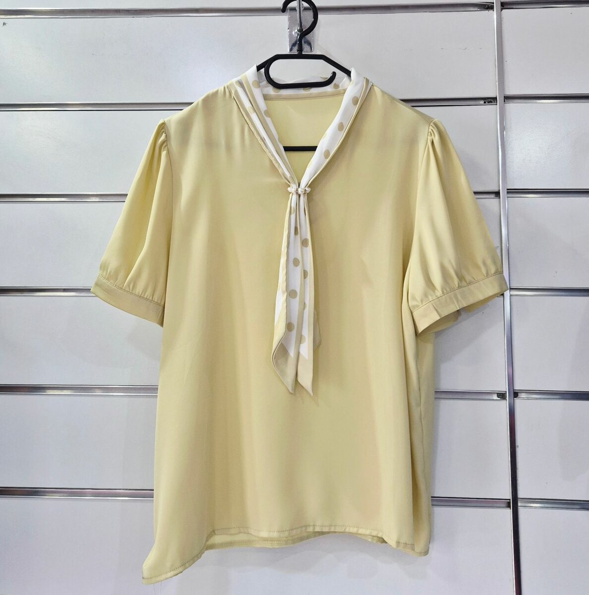 Blouse élégante en soie