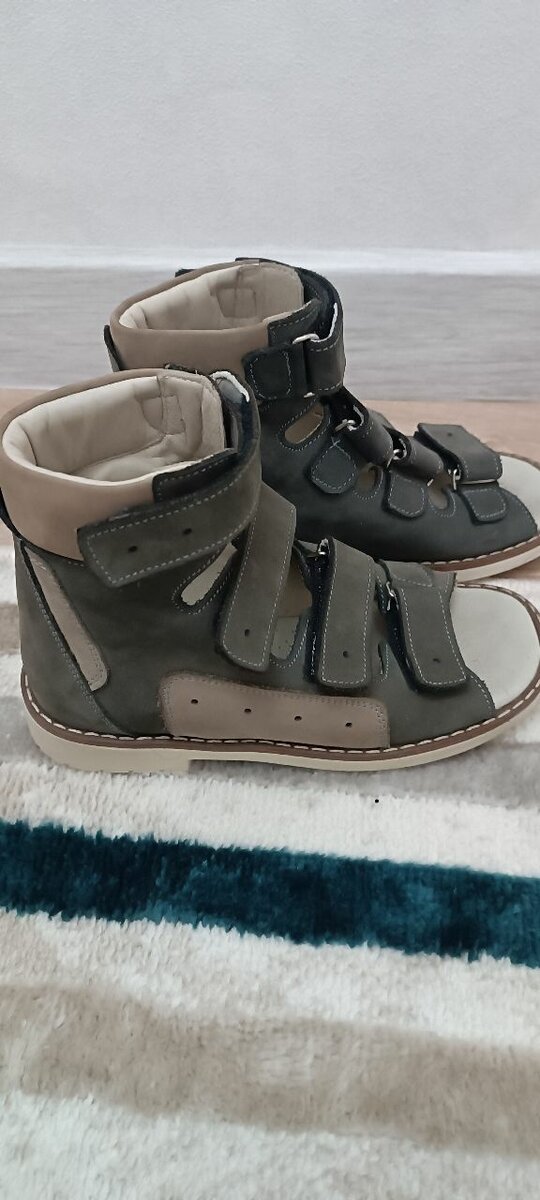 Ортопедические сандали