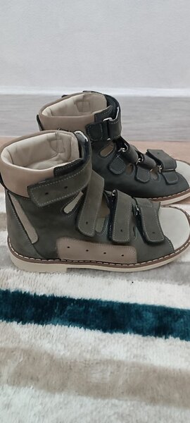 Ортопедические сандали