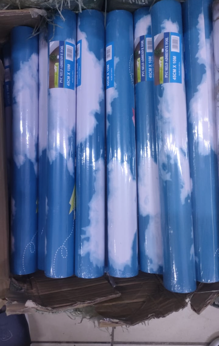 Papier peint adhésif