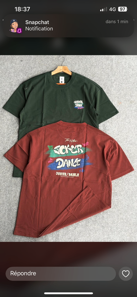 T-shirts graphiques tendance