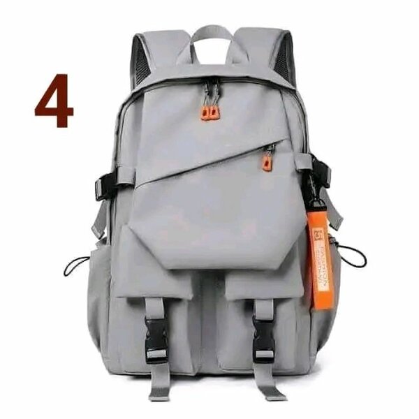 Sac à dos moderne gris