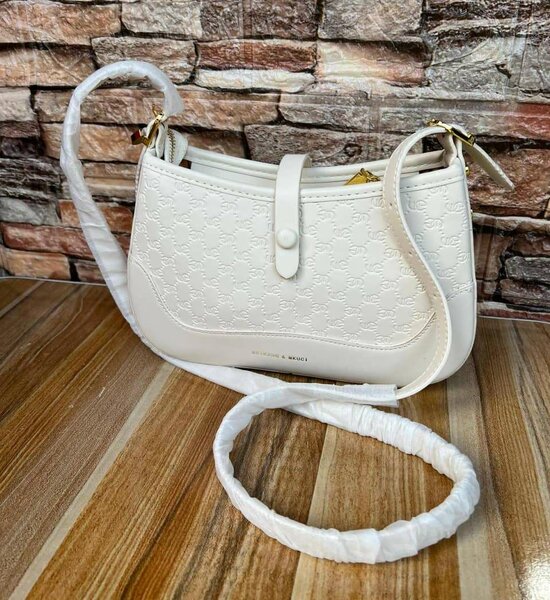 Sac à main blanc élégant
