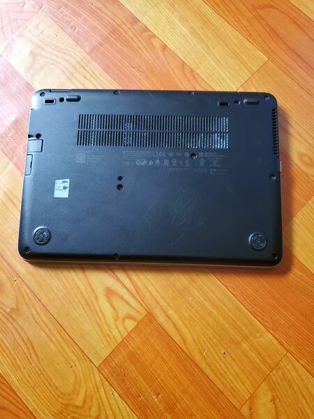 En vente Ordi portable HP elitebook 820 G3 Core i5 6th