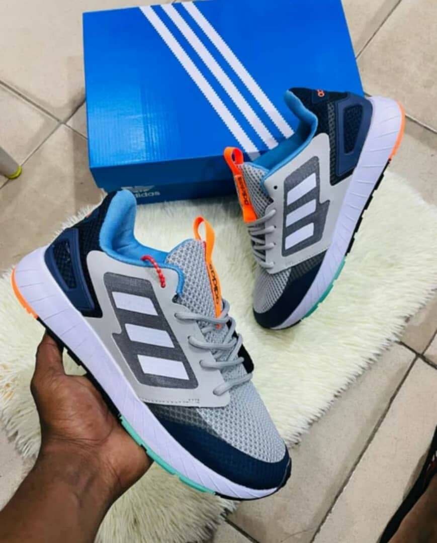 Magnifiques Paires de baskets