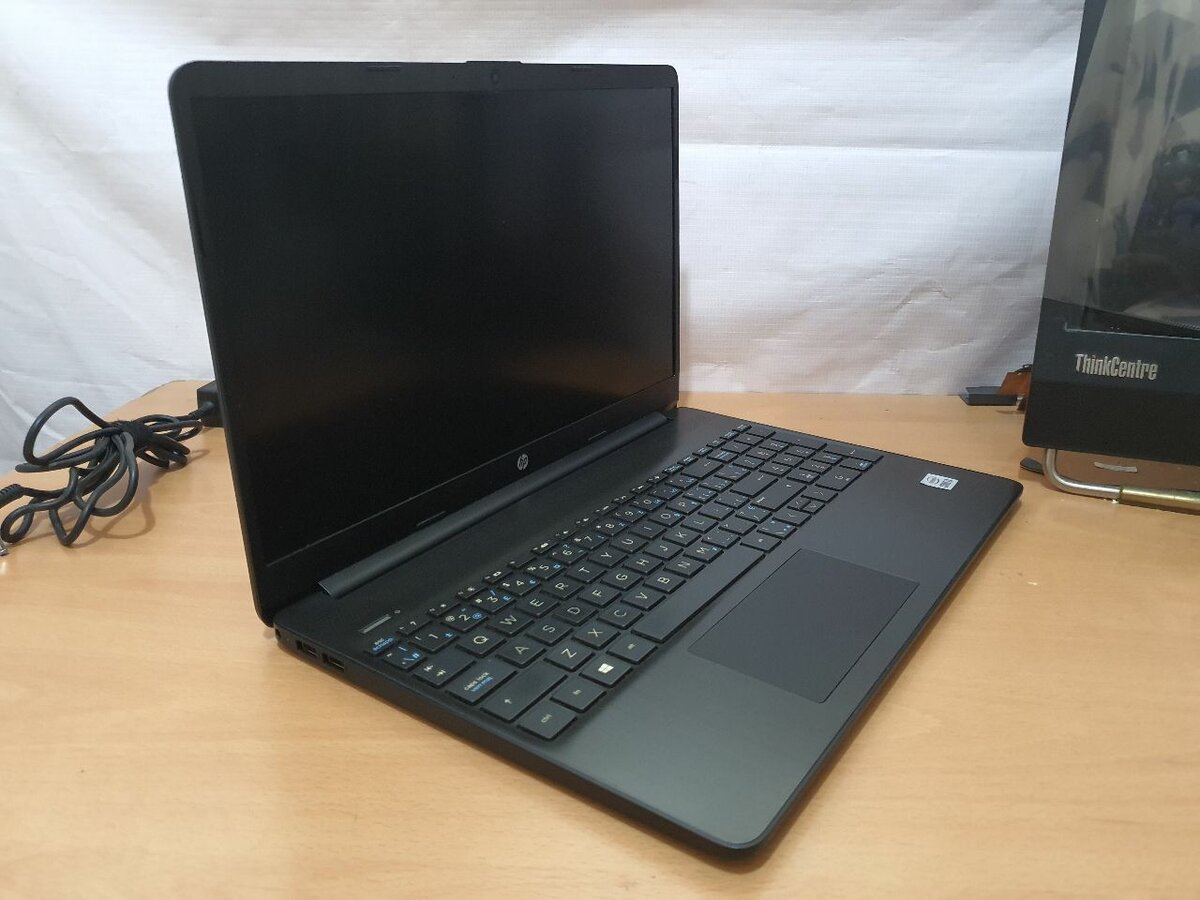 HP PAVILION 15 NOTEBOOK