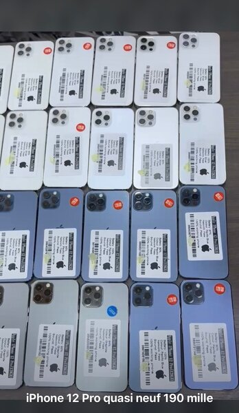 iPhone 15 quasi neuf