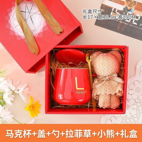 Coffret contenant des tasse