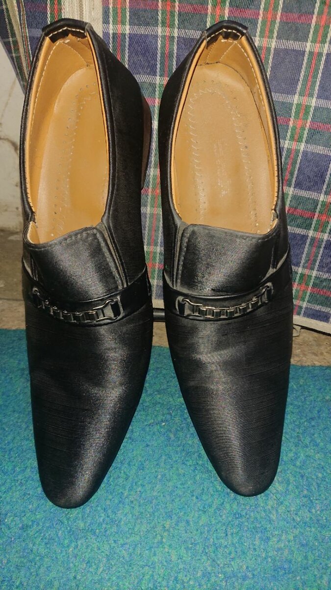 Formal shoes