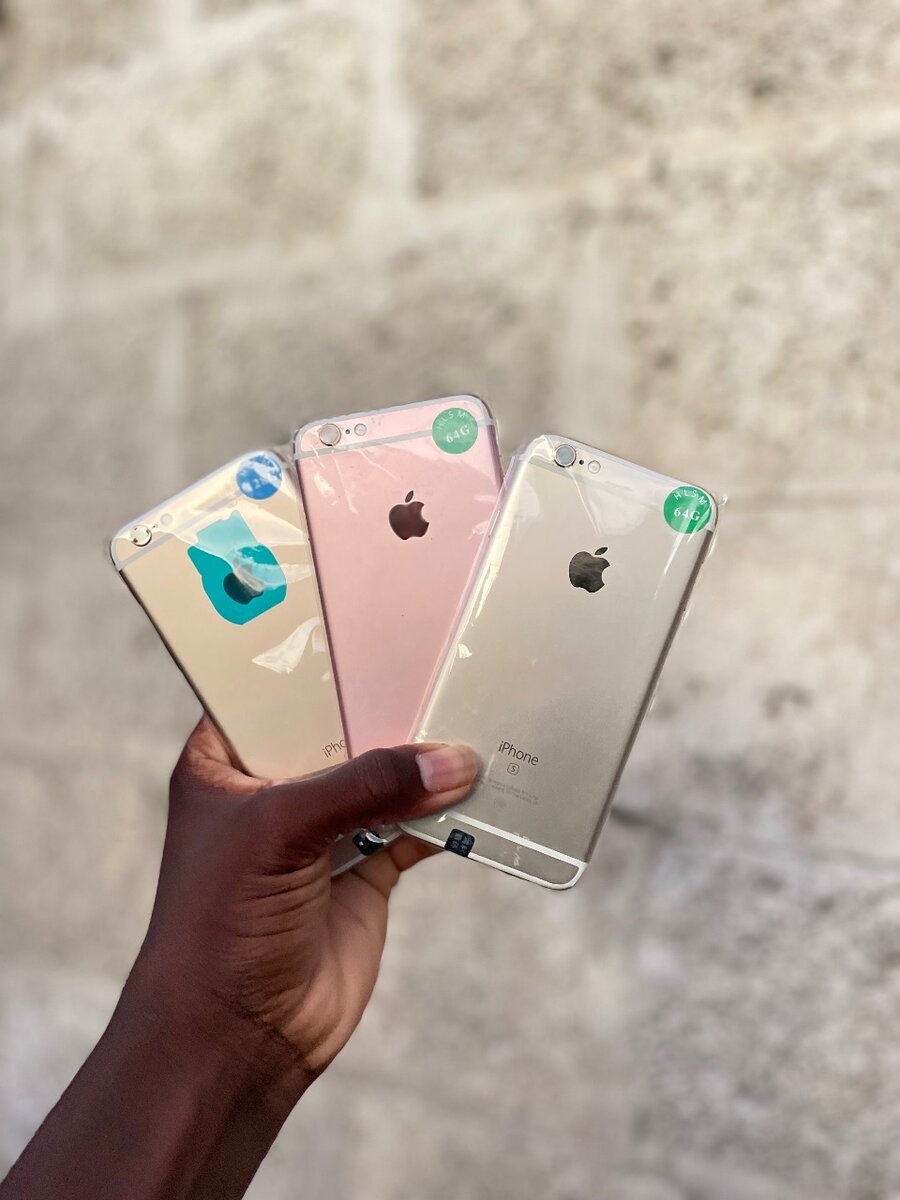 Pre-owned iPhones 6S 64Gb