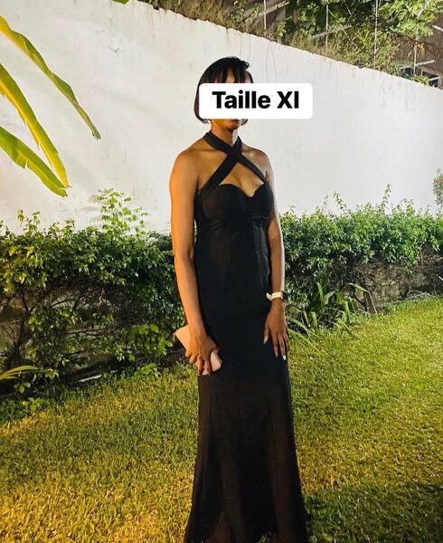 Robe Noire Élégante Soirée