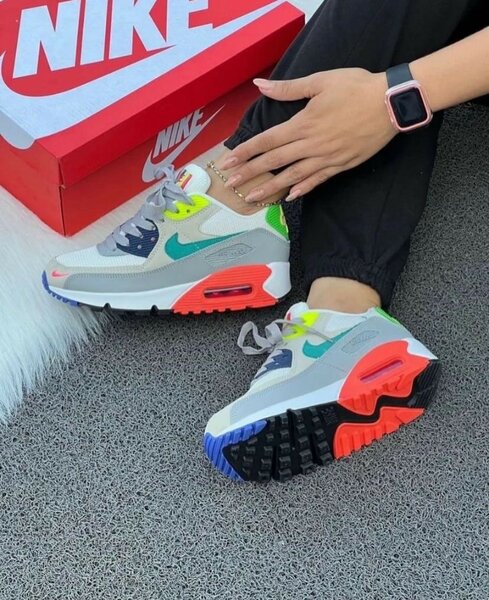 NIKE AIRMAX
