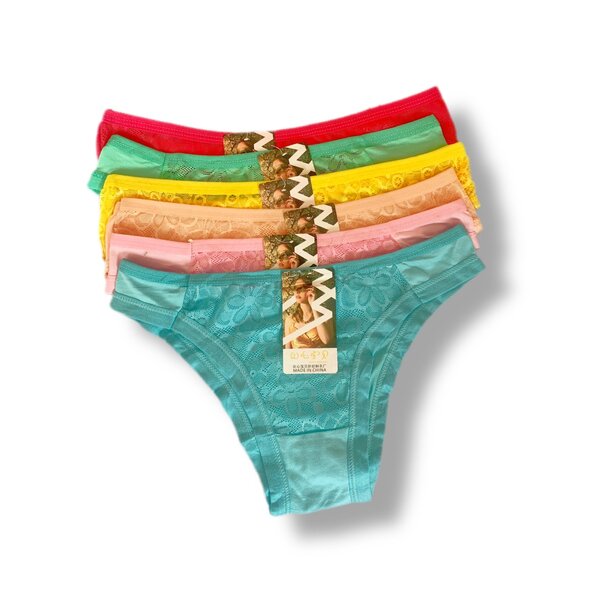 Culottes en dentelle colorées