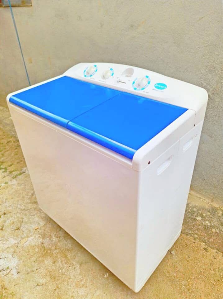 Lave-linge semi-automatique Venus
