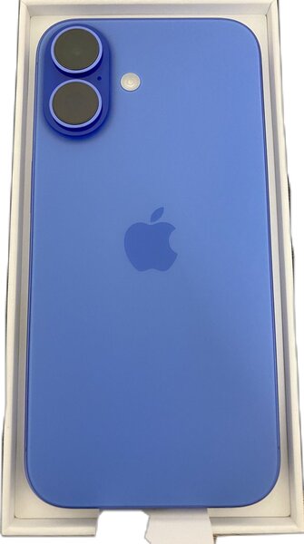 iPhone 16 simple