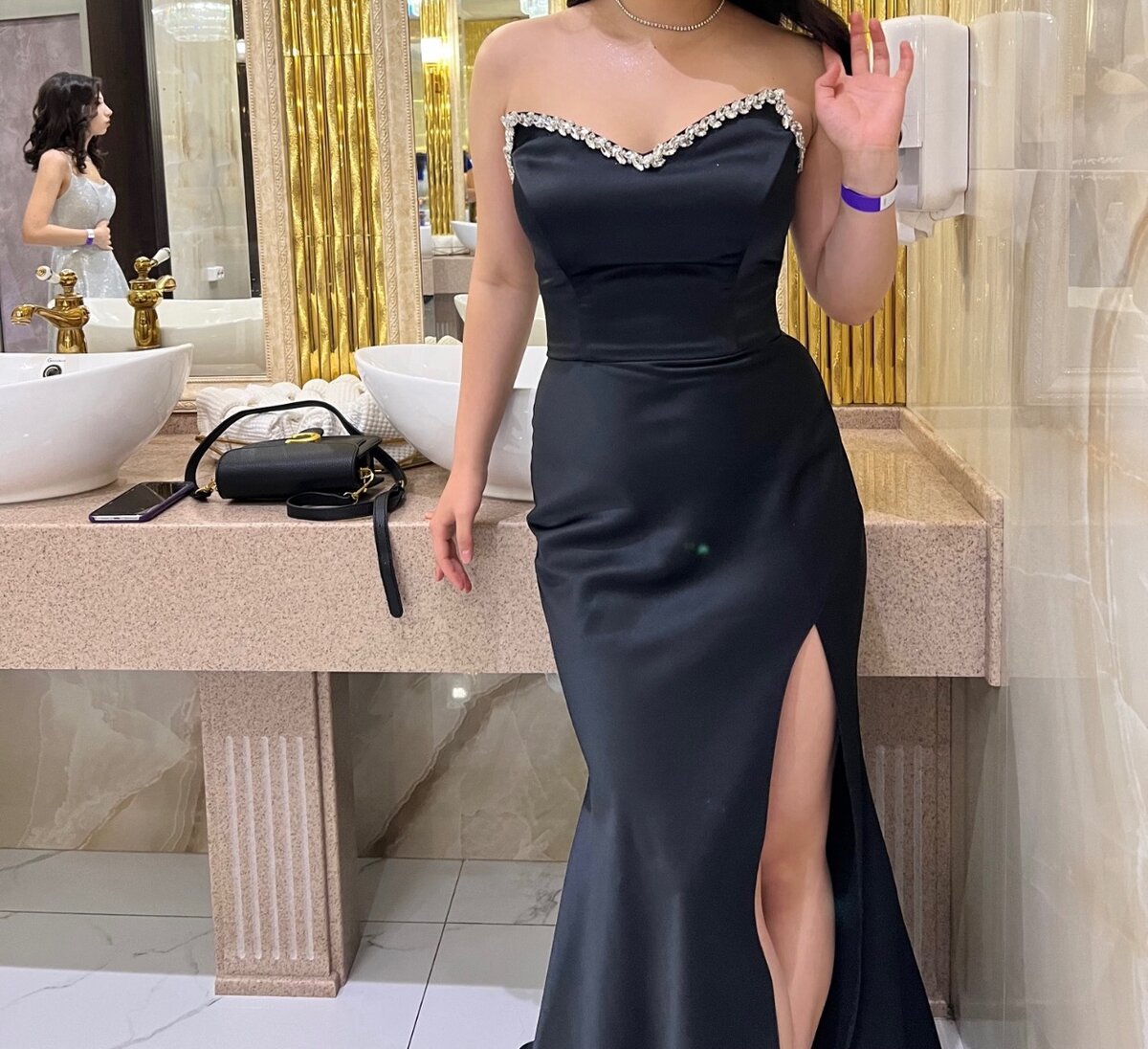 Вечернее платье