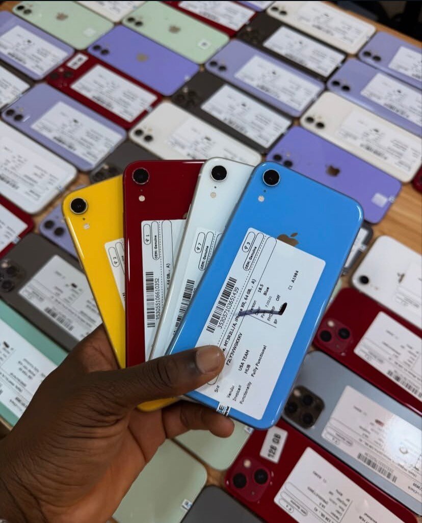 iPhones multicolores déverrouillés