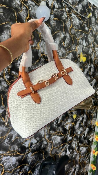 Sac à main en cuir élégant