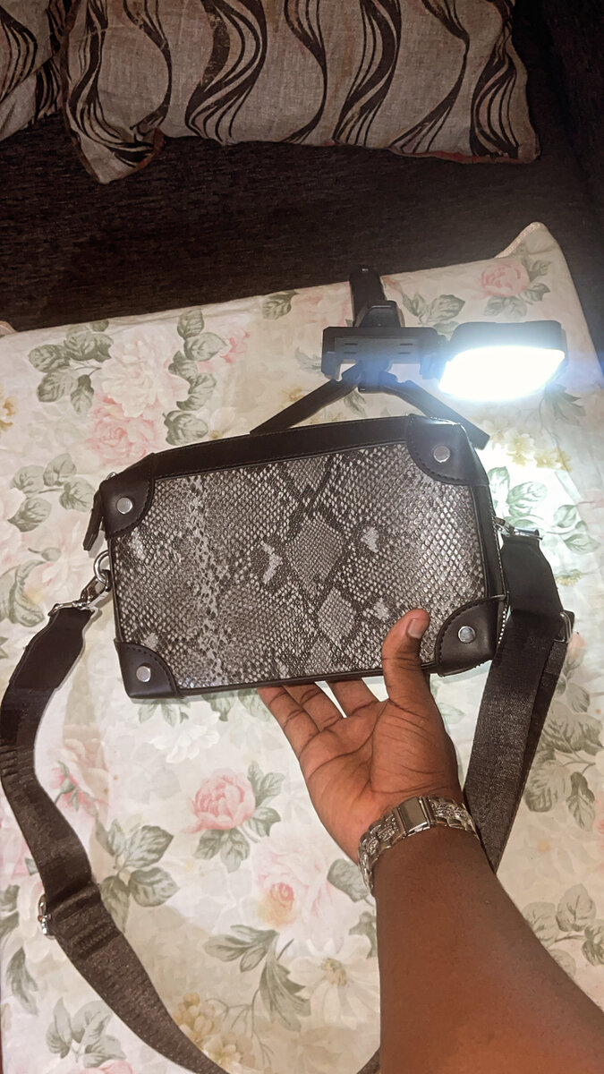 Sac bandoulière serpent