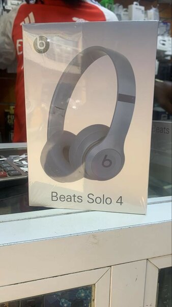 Beats Studio 4