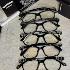 Lunette chrome heart