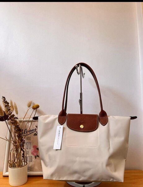 Sac à main en toile élégante