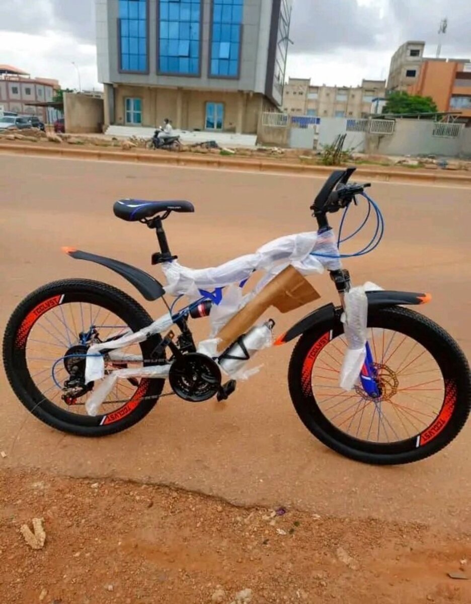 Vélo tout-terrain robuste