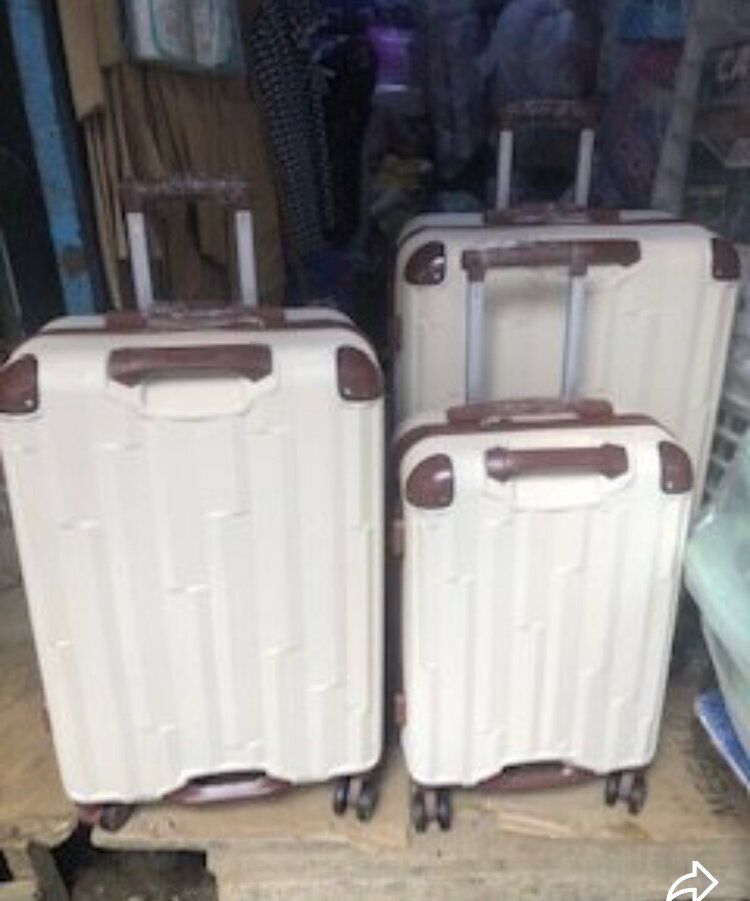 Valises rigides avec roulettes