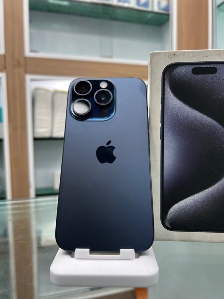 iPhone 15 pro 128G