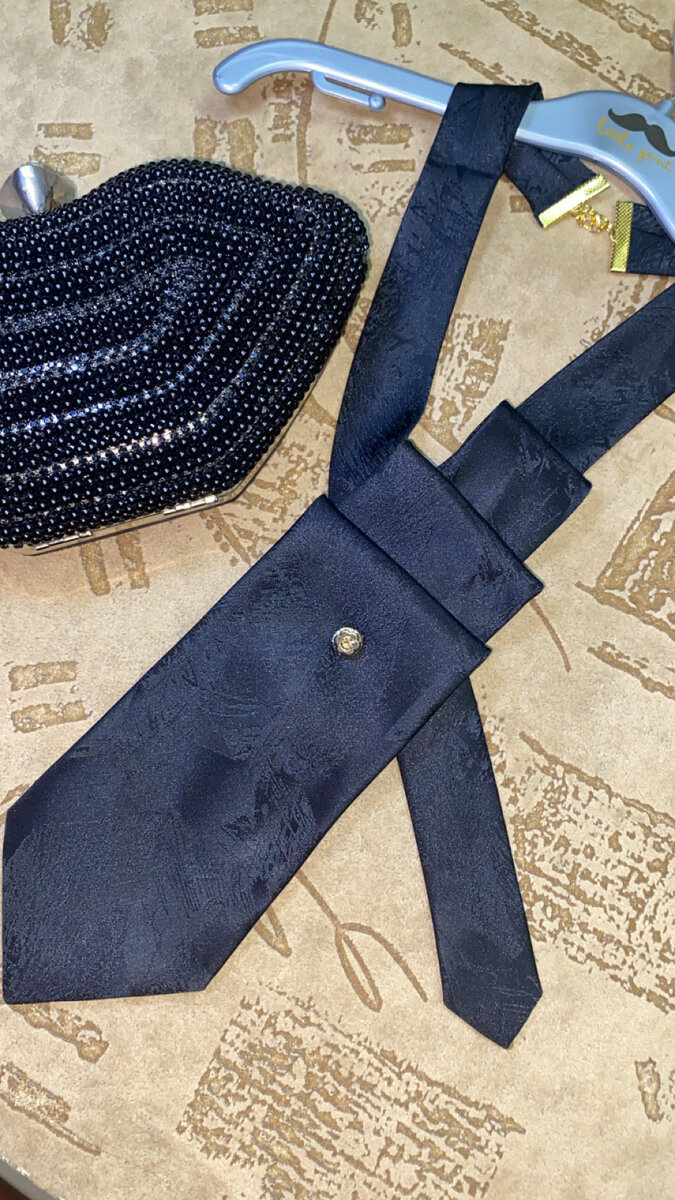 Cravates élégantes pour femmes