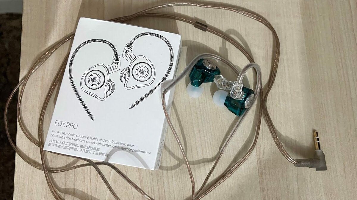 KZ EDX in ear monitor