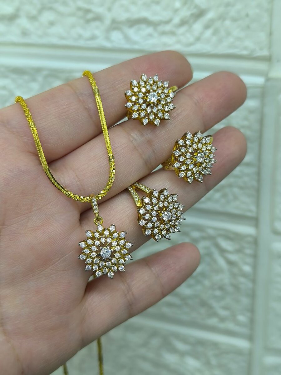 Серебряный комплект