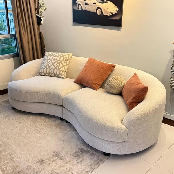 Canapé arrondi moderne
