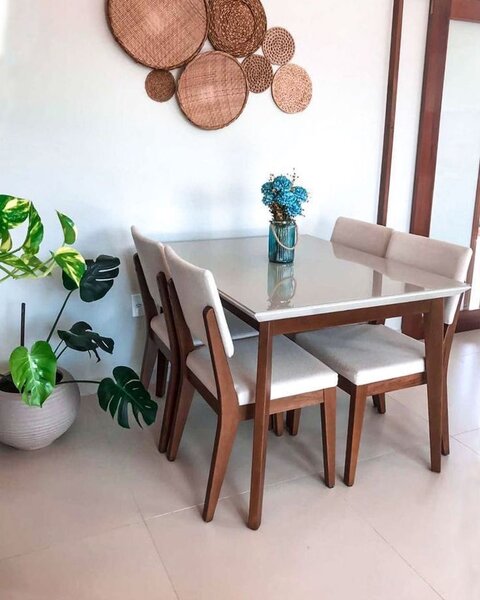 Table à manger moderne