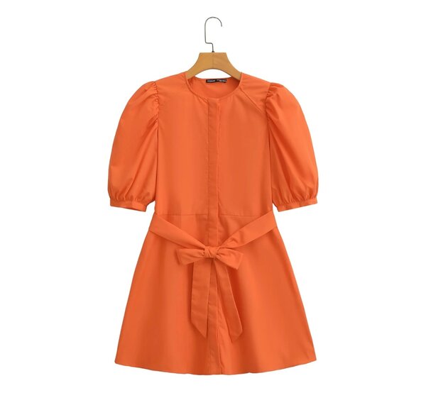 Crew neck short sleeved dresses