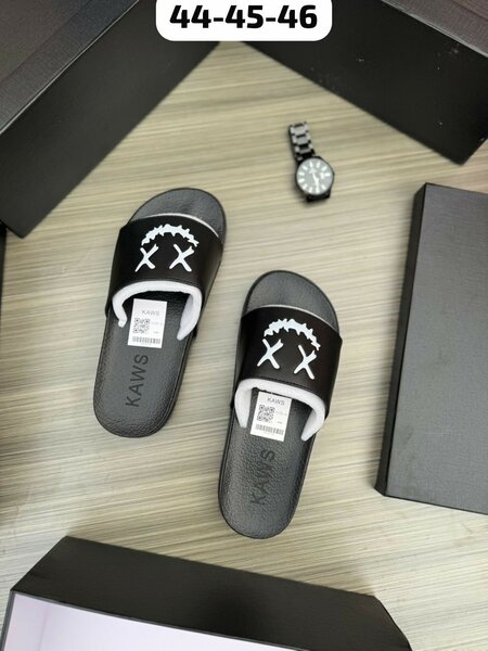 Chaussons de plage tendance